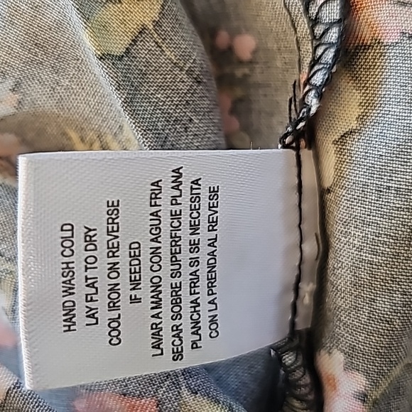 Kingston Grey Women's Romper Floral Shortsleeve Size XSmall - Picture 10 of 10
